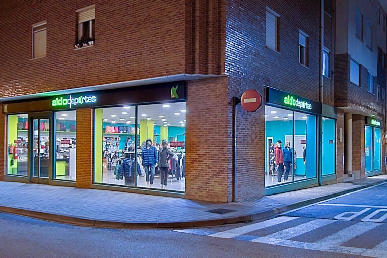 Aldo tienda deportes Sanguesa13