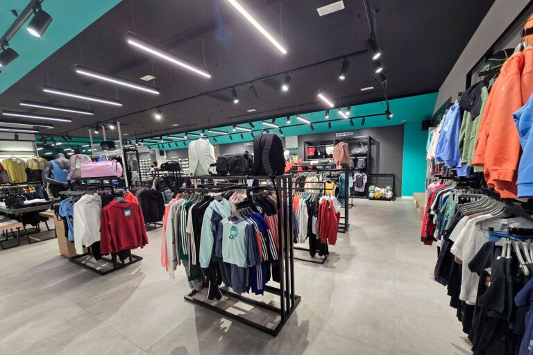 atleet tienda ropa deportiva y deportes pamplona 05