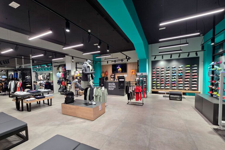 atleet tienda ropa deportiva y deportes pamplona 08