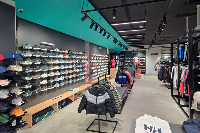 atleet tienda ropa deportiva y deportes pamplona 13