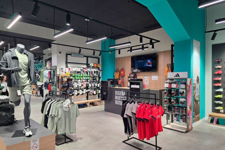 atleet tienda ropa deportiva y deportes pamplona 15